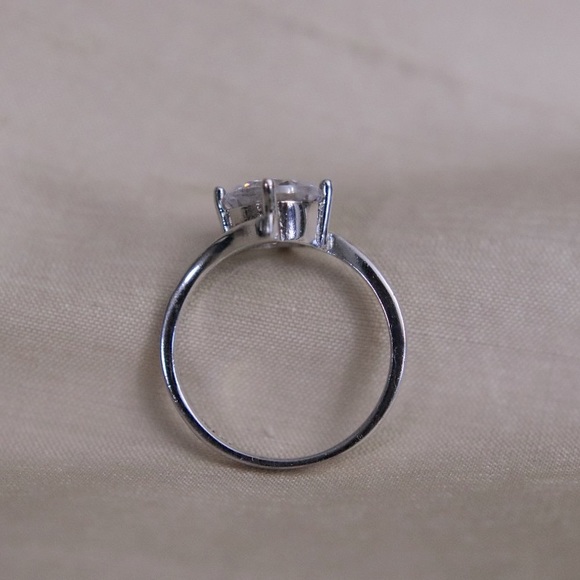 Sterling Silver 925 Cubic Zirconia Ring - Size 7 - Picture 6 of 7